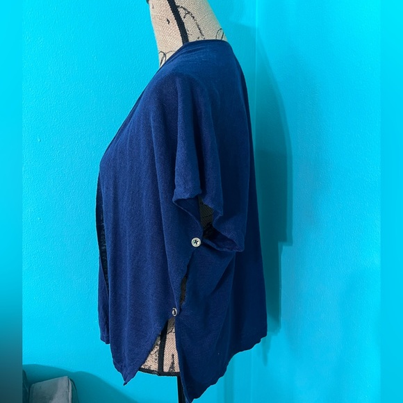 Lilly Pulitzer Open Front  / Side Button Sweater - Picture 7 of 7